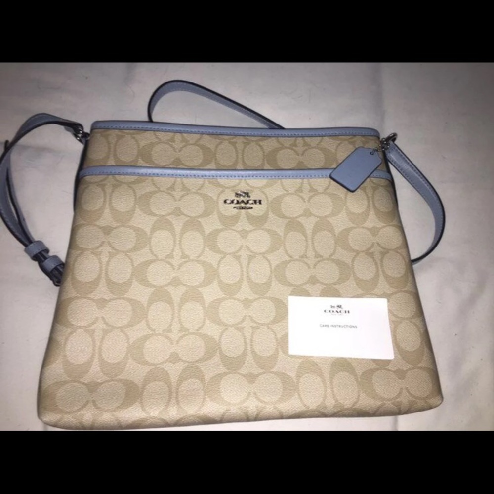 New Authentic Coach Crossbody Purse